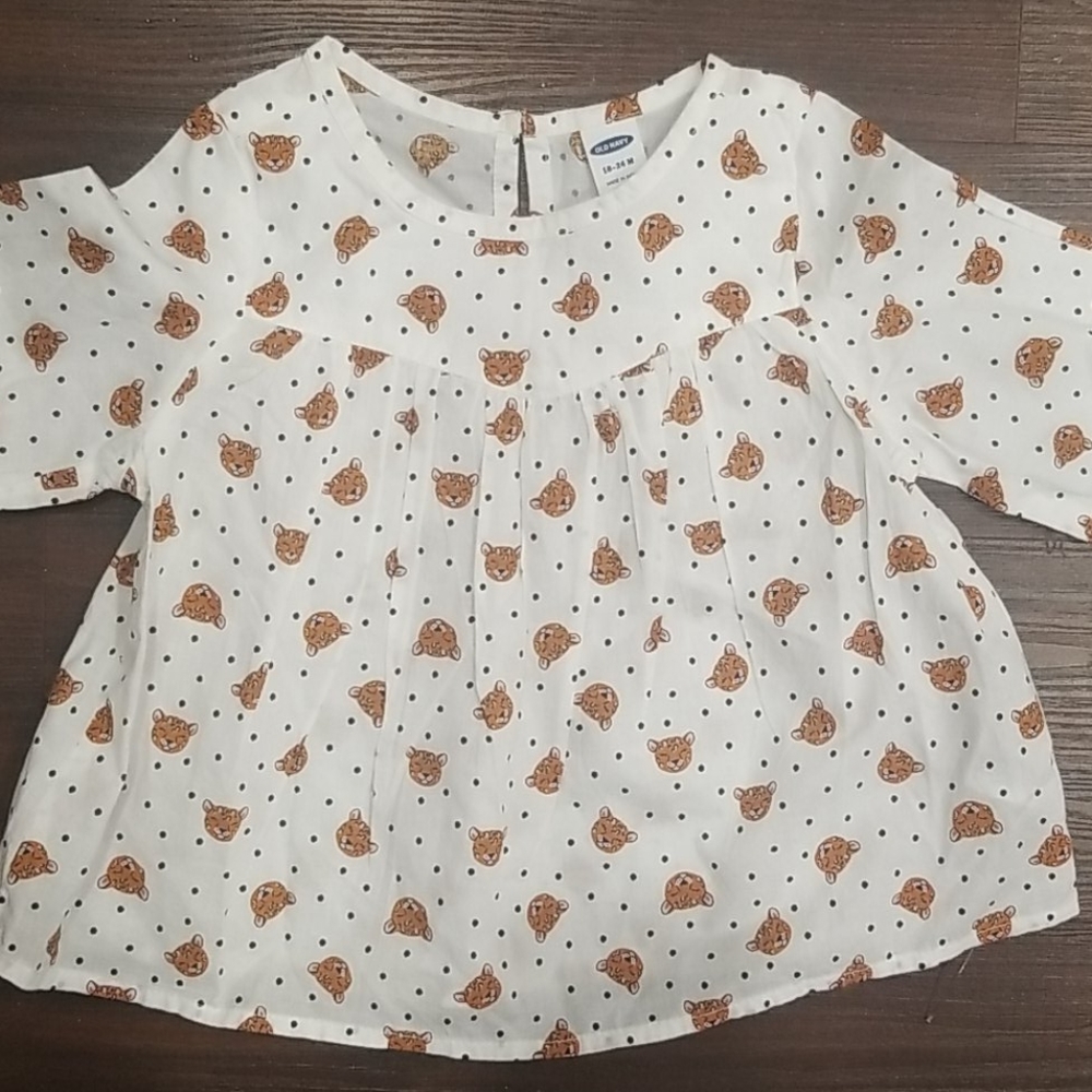 4/$15 Leopard Light Dress Shirt